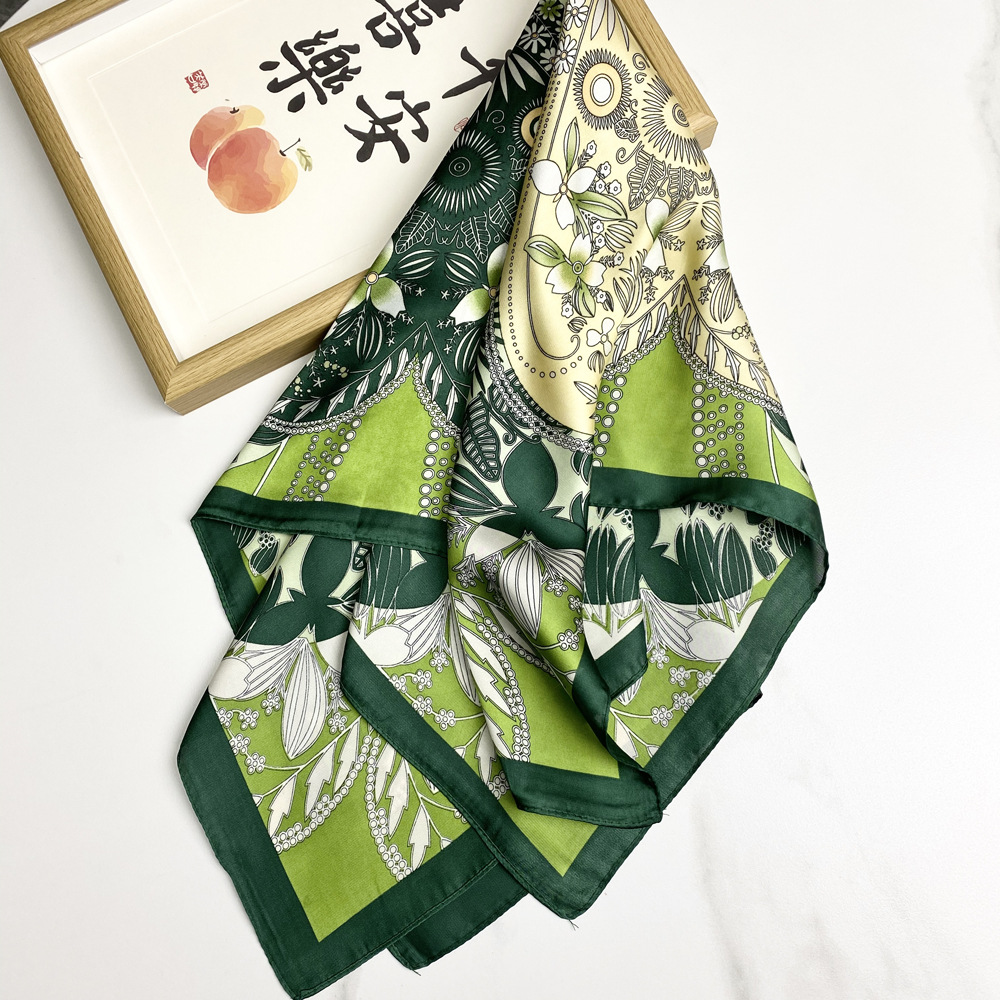 Satin Material Flower Pattern Women's Sweet Pastoral Flower Satin Printing Silk Scarf