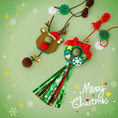 Original design pet Christmas elk wreath cat toy hanging on door to entertain cat swing elastic rope cat toy stick