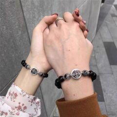 Ins黒曜石のカップルのブレスレットの男女のペアの手のカップルの高級な大衆の設計の軽い贅沢な装飾品