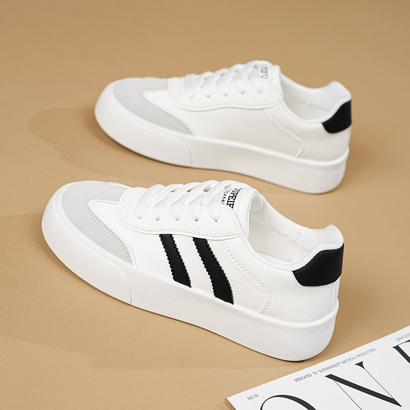 小白鞋女秋季新款女鞋2024学生软底休闲运动板鞋chic风平底女鞋潮