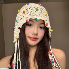 女性用の春夏の手織り中空つば帽子、エスニックスタイルのフックフラワー、タッセルストラップ、プルオーバーニット帽、多用途