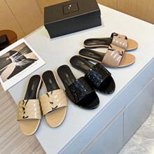 �W������һ�_��ƽ�כ�Ь����Խ�ϼ���կ���e���mɳ����Ƥ������Ь