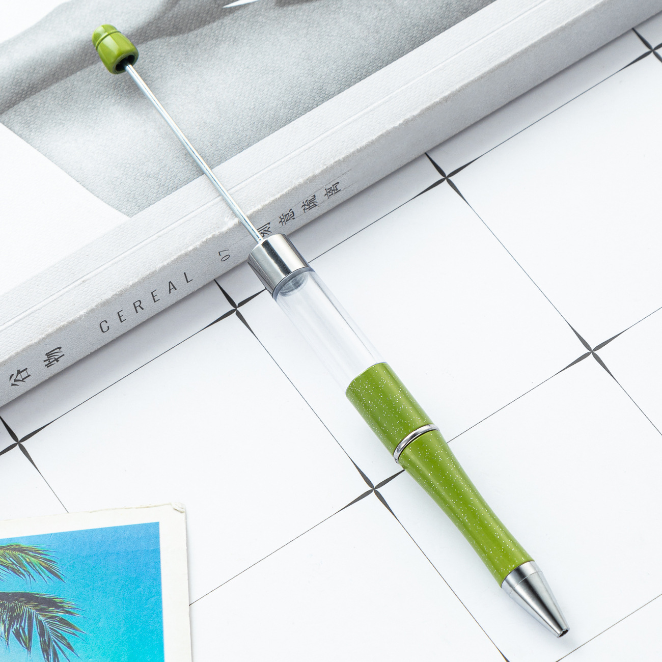 Inventario DiDi tubo vacío bolígrafo puede imprimir logotipo multicolor bolígrafo de plástico giratorio nuevo tubo vacío bolígrafo