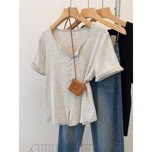 Women's Summer Oversized V-Neck T-Shirt for Loose Fit, 200 Lbs, Casual and Versatile, with Unique Slit Top