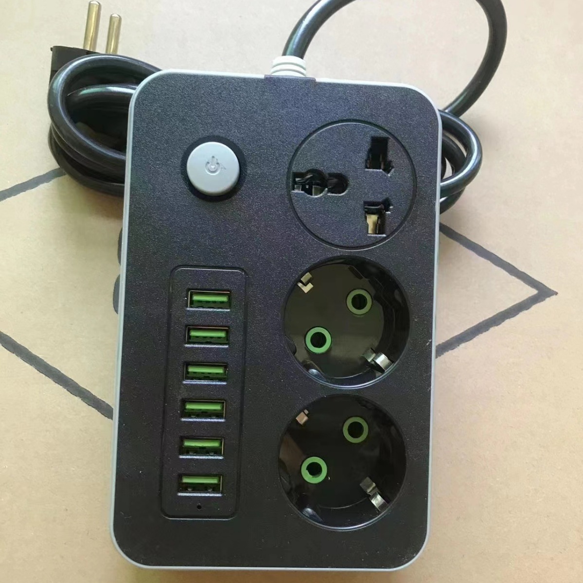 Explosión directa transfronteriza 6USB toma de corriente con tipo-C enchufe de línea de carga placa de conexión doméstica