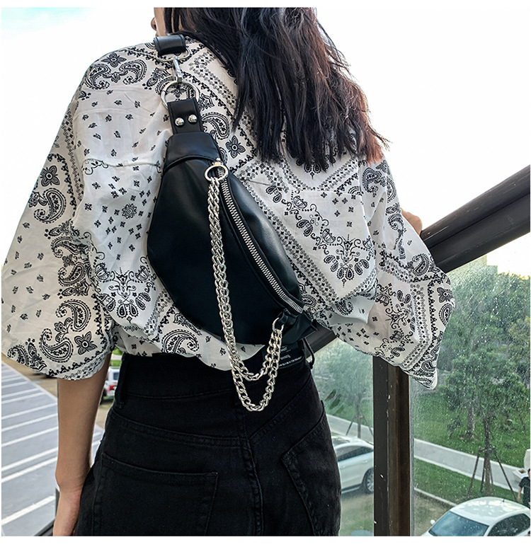 Leisure Chain Chest Bag Wholesale Nihaojewelry display picture 7