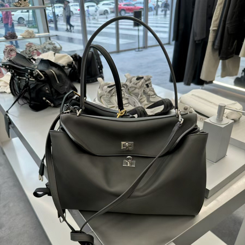 新しいレディースバッグトートバッグケリーバッグシングルショルダースムーズなカーフスキンハンドバッグ脇の下ロック通勤クロスボディレディースバッグ|undefined