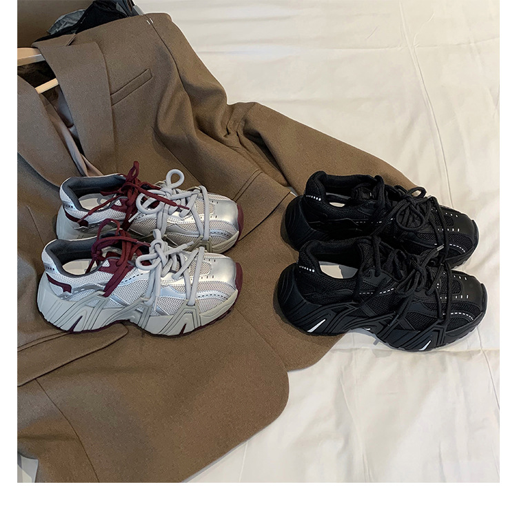 Versión de piel de oveja ~ estilo mesh empalme grueso aumento de suela zapatos deportivos casuales zapatos de papá zapatos muffin de cuero nuevo