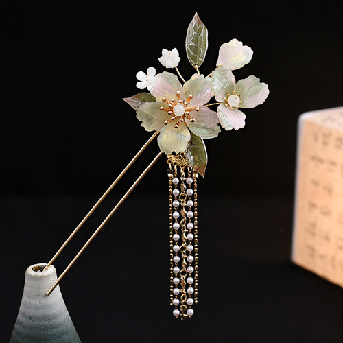 Ancient Style Hairpins for Women, Elegant New Chinese Style Hair Ornament, Tassel Pendant for Updo, Simple Brooch with Lychee Beads, Wooden Hairpin Headpiece for Qipao
