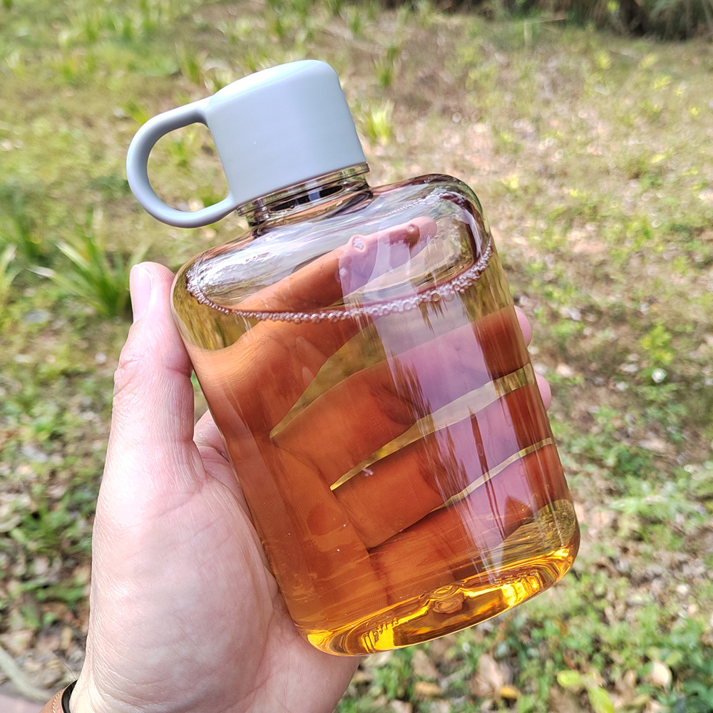 De alto aspecto lindo taza cuadrada de plástico olla plana deportes hervidor mujer estudiante al aire libre portátil resistente a la caída de Internet celebridad taza de agua