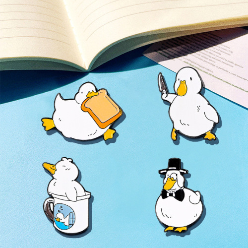 Original cartoon cute duck series brooch metal animal badge pin for clothing bags pencil cases accessories