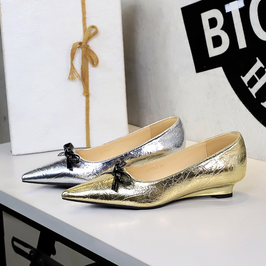 7200-H81 Hepburn Light Luxury Wedge Versatile Shallow Mouth Bowknot High-End Elegant Pointed Toe Women's Single Shoes_vogvips.com