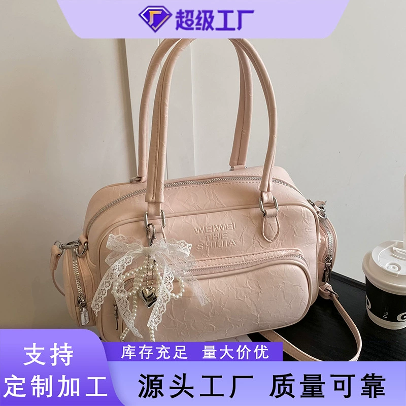 Модная женская сумка 2025 года, новый корейский стиль, трендовый повседневный простой нишевый дизайн, сумка через плечо с подушкой для путешествий