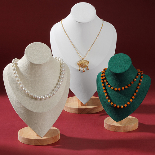 Source manufacturer wholesale high-end solid wood portrait model necklace display stand counter jewelry rack