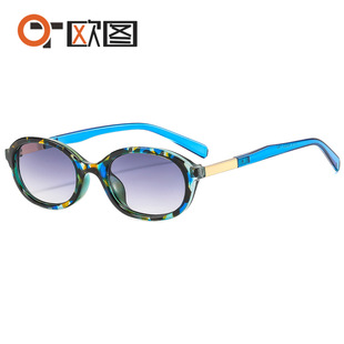 �¿�r���nʽ�E�AС��Ů̫��R�������R�ճ����н��Ă���ī�R5718