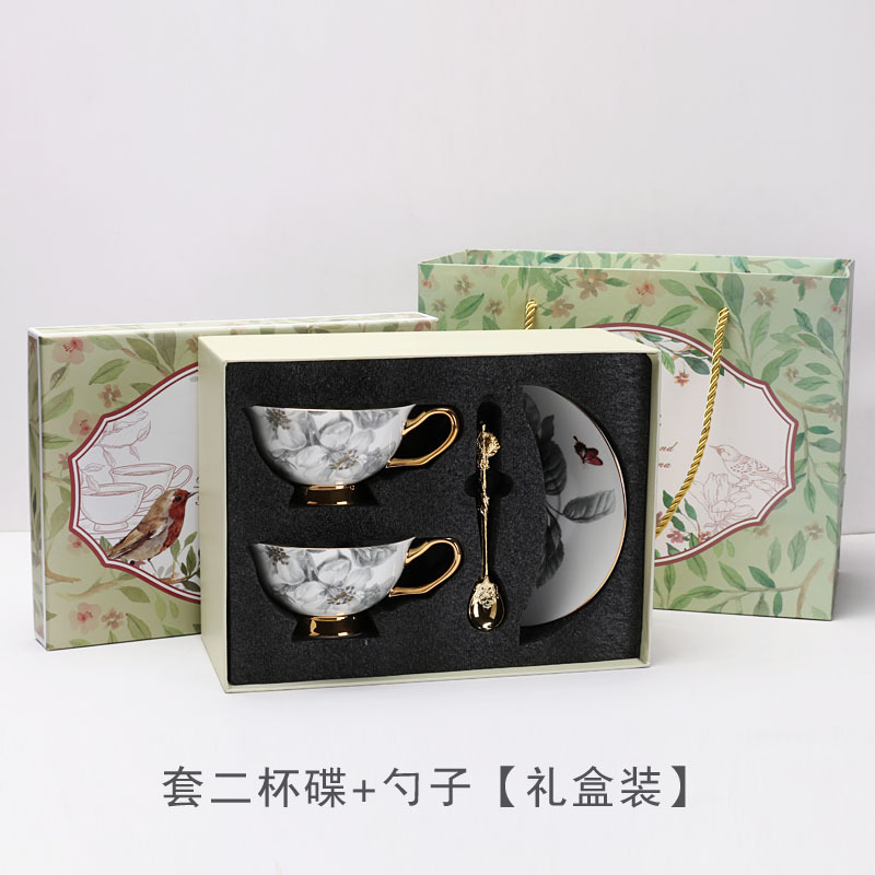 Nórdico ins simple Hueso fresco China taza de café y platillo traje lujo luz tarde juego té novias regalo