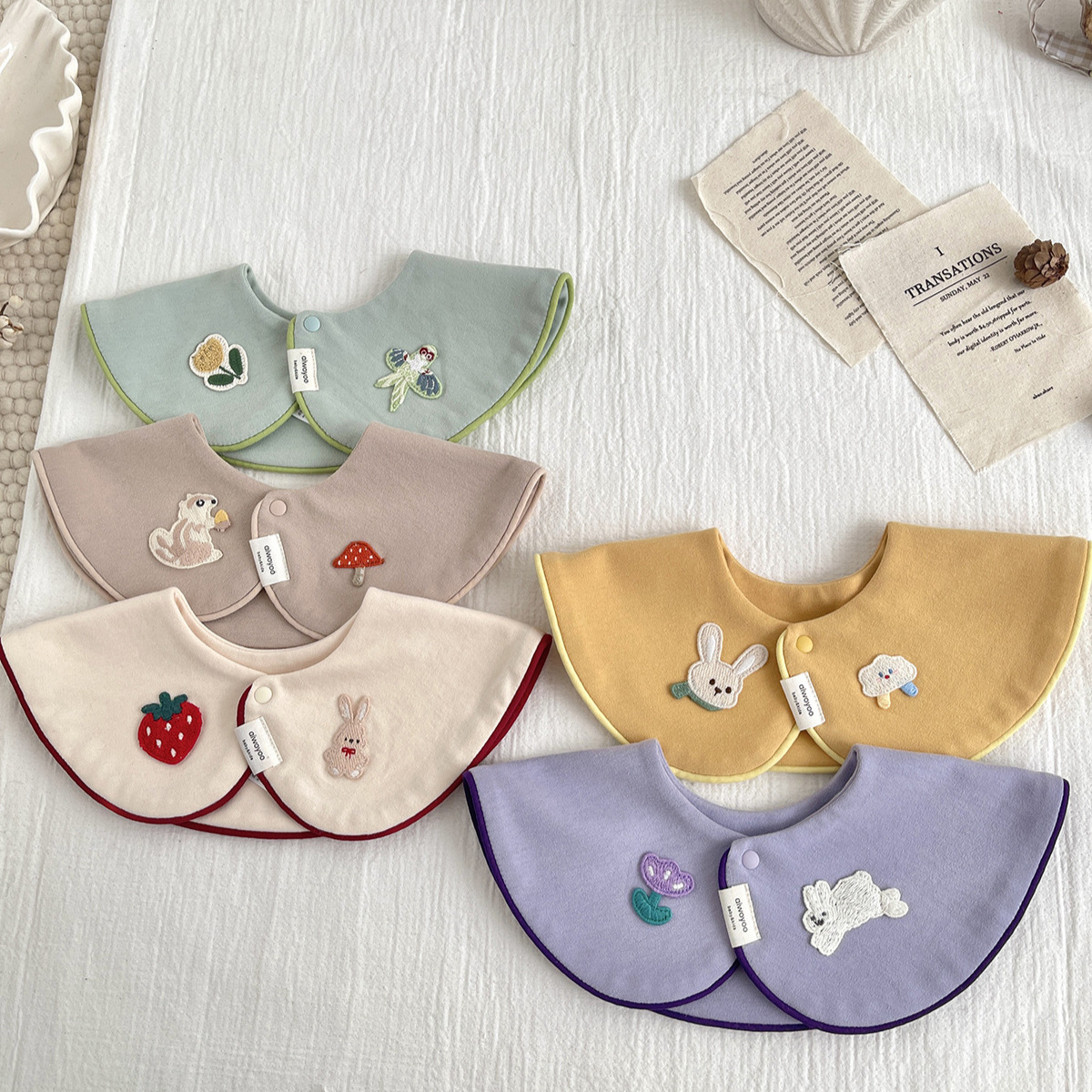 Aiwoyoo 25 New Models Solid Color Cartoon Embroidery Contrasting Trim Bibs for Infants and Babies