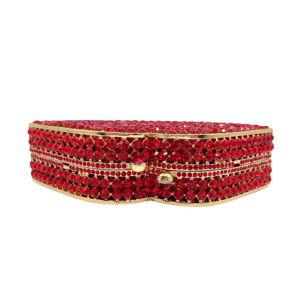 * Nuevos labios rojos transfronterizos bolsas de cena de diamantes hechas a mano metal hueco lleno de diamantes bolsas de banquete de mano de mujer