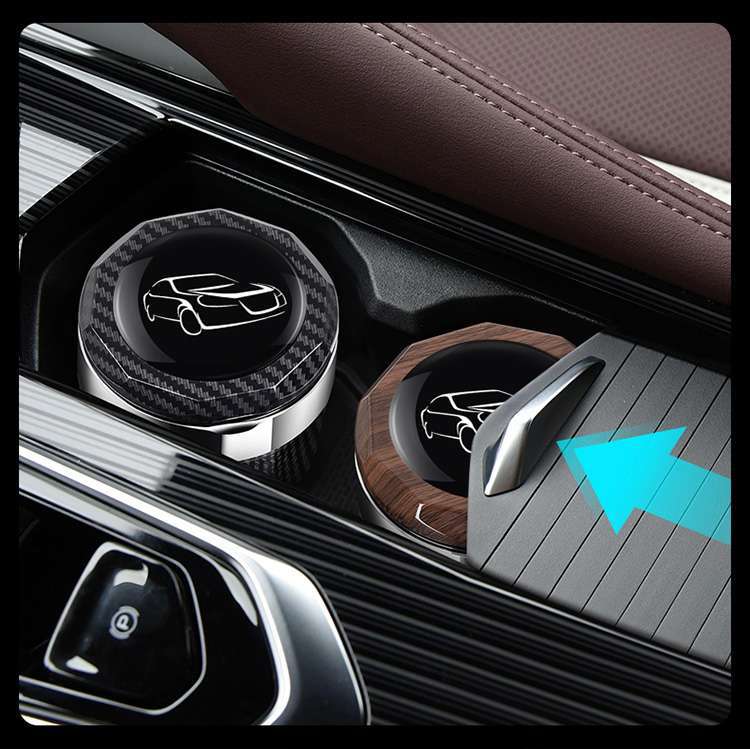 2025 Mercedes-Benz S-Class 400L 450 S500L Car Ashtray with High Flame Retardancy, Interior Modification with Cover and Light