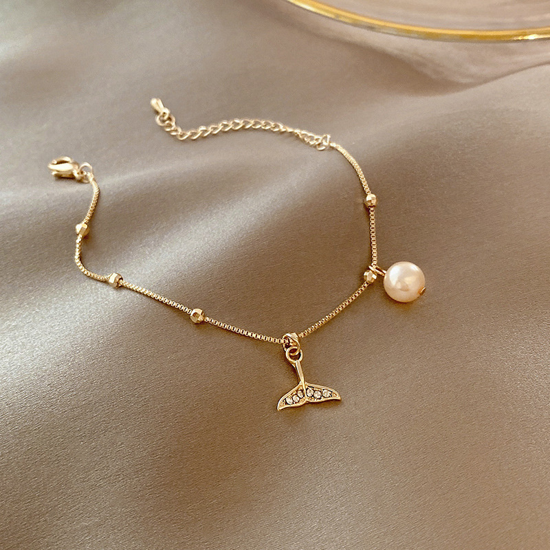 ins Fishtail Pearl Bracelet Women's Korean Style Cyber Celebrity Design Simple Zircon Bracelet Niche Trendy Cool Style Bracelet ins Fishtail Pearl Bracelet Women's Korean Style Cyber Celebrity Design Simple Zircon Bracelet Niche Trendy Cool Style Bracelet