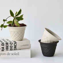 ����ɐ���ͲС�����մ������ɫ�����������m͸���ɫ���������L