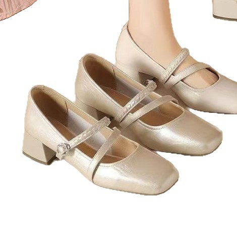 Zapatos de cuero suave franceses para mujeres 2026 nuevos zapatos retrógrados cuadrados de talón bajo suave de boca superficial de moda mary-zhen