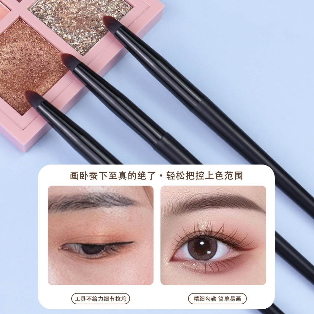 Cepillo corrector de detalles precisos La cabeza de lápiz cónica cubre las ojeras, las lágrimas, las líneas nasolabiales, las marcas de acné, el cepillo de maquillaje suave