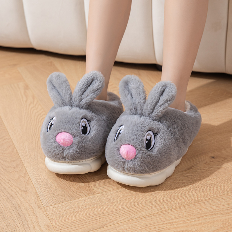 2023 Otoño e Invierno Nueva gama alta suave lindo conejo zapatos de algodón felpa cálida pareja zapatos de algodón en casa