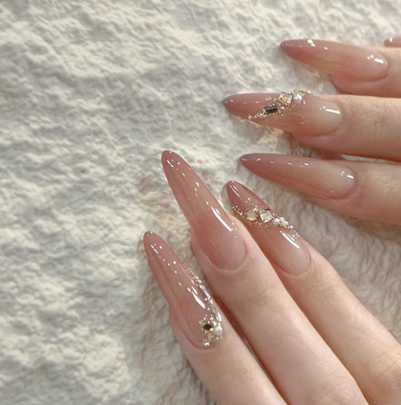Uñas postizas hechas a mano con diamantes de imitación brillantes, estilo popular, uñas postizas de alta gama, estilo puro y sensual, efecto iluminador, piezas de uñas postizas hechas a mano.