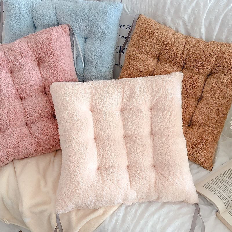 亲肤毛绒坐垫家用餐椅座垫素色加厚宿舍磨耐办公室学生椅子垫屁