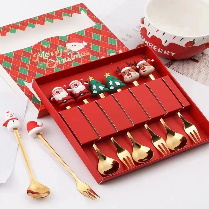 Creative Christmas Stainless Steel Set Dessert Spoon and Fork Cartoon Elk Fun Christmas Doll Fruit Fork Gift Set