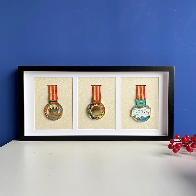 Palace Medal Display Frame Marathon Medal Display Stand Badge Framed Medal Storage Creative Photo Frame Table