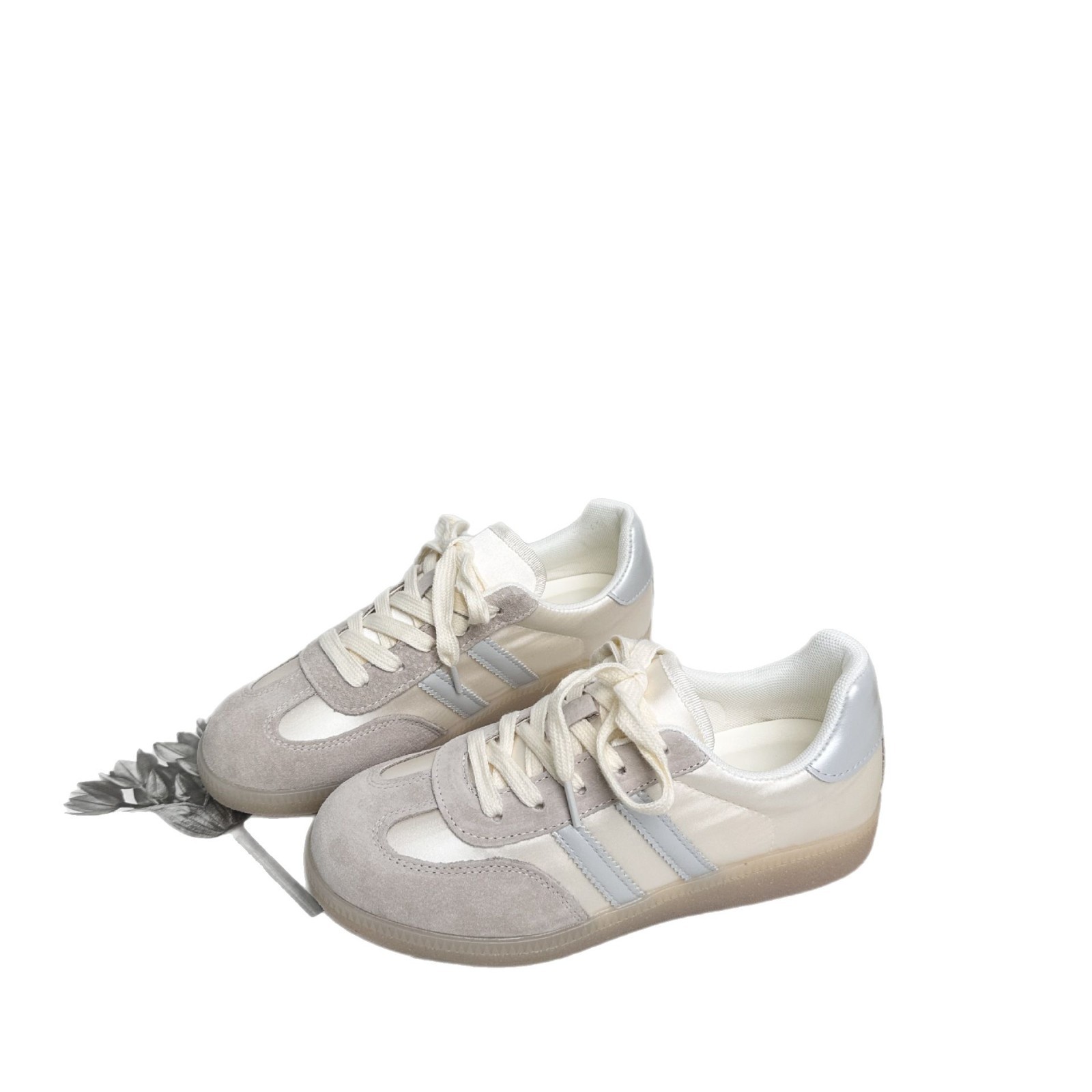Versión coreana de plantillas de látex/zapatos de Forrest Gump ligeros zapatos de mujer zapatos de entrenamiento alemán zapatos de tabla zapatos blancos casuales 2025XY-A279