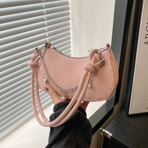 2025 Summer New Korean Fashion Niche Underarm Bag Women's High-end Chain Shoulder Bag Internet Popular Foreign Style Crossbody Bag