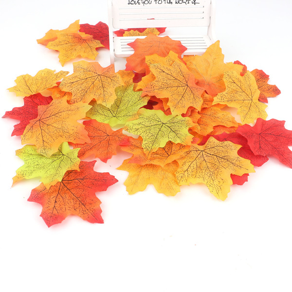realistic maple leaf