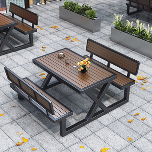 Outdoor Courtyard Tables and Chairs, Outdoor Waterproof and Sun Protection Dining Table, Park Leisure Balcony, Iron Plastic Wood Barbecue Project