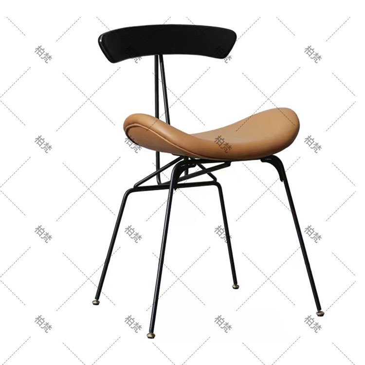 Mesa y silla de mesa