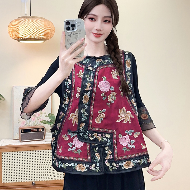民族风复古刺绣马甲女2025秋季新款文艺时尚圆领斜襟盘扣宽松背心|undefined