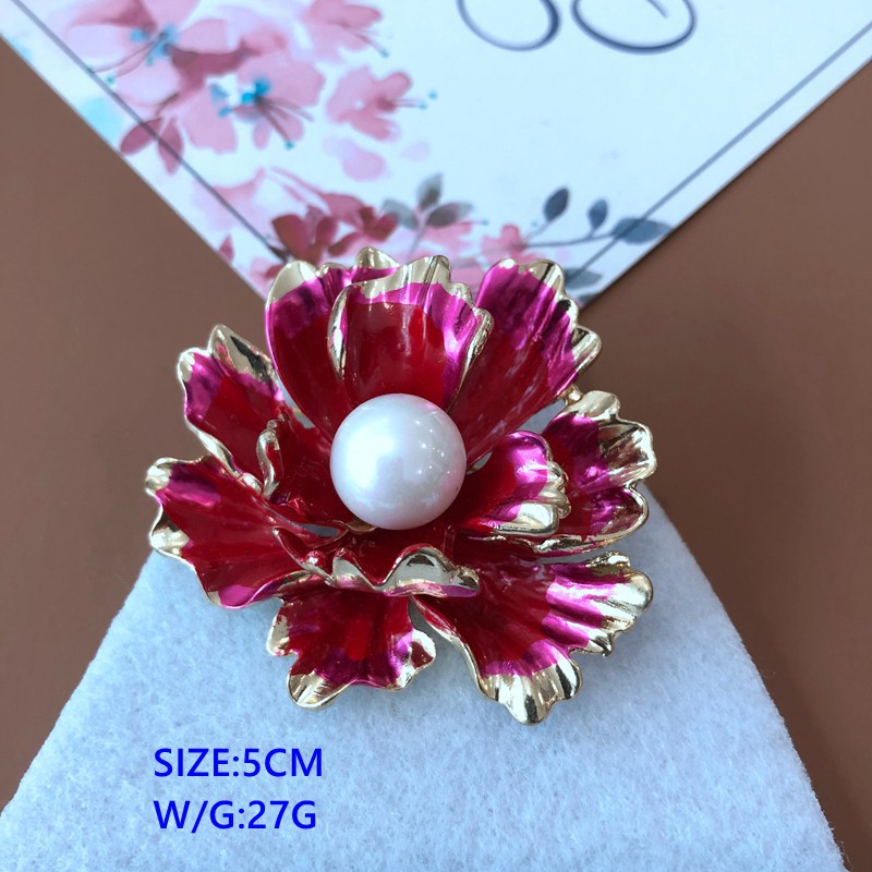 Creative Nouvelle Couleur Correspondant Goutte Glaçure Arc Broche Fraise Raisin Grappe Strass Broche Pivoine Fleur Corsage Bijoux display picture 4