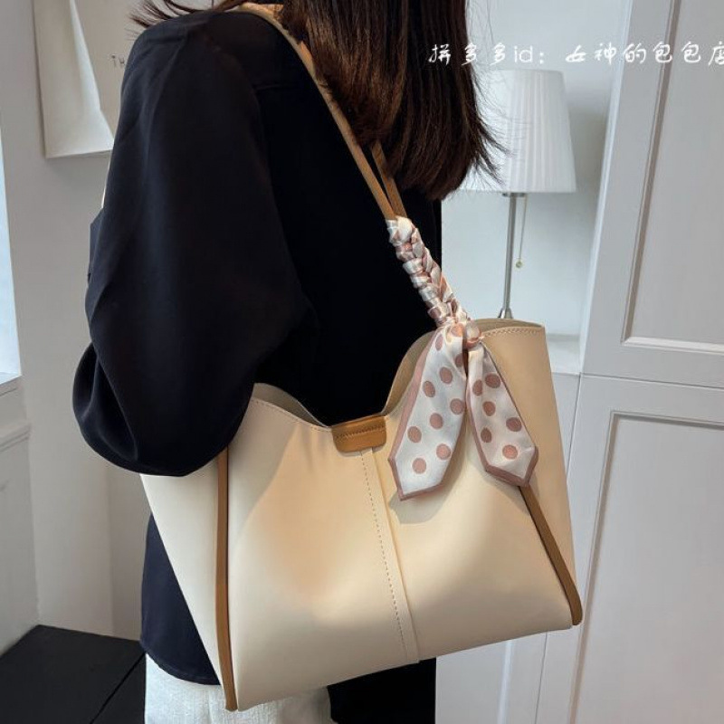 大容量春大型バッグ女性用 2025 新しい多用途ショルダーバッグファッショナブルなハイエンド外国風通勤トートバッグ|undefined