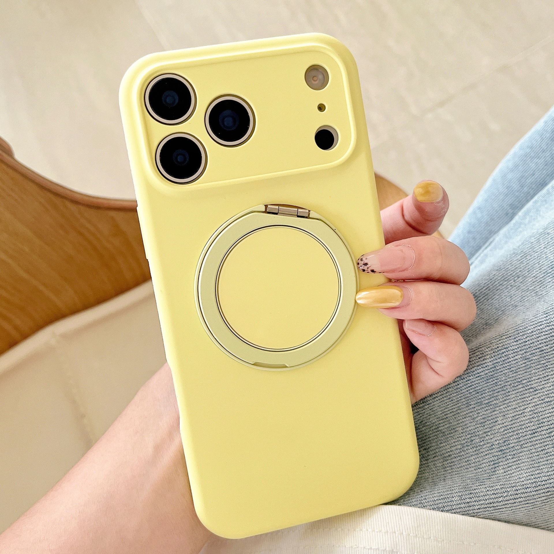 360 Rotating Stand Suitable for Iphone17 Mobile Phone Case Magnetic Liquid Silicone 16Promax Anti-Fall 15Pro Case