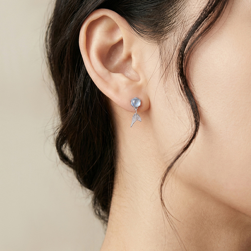 Khuyên tai bạc S925 đính đá aquamarine hình đuôi cá xanh dương phong cách tối giản — Một đôi