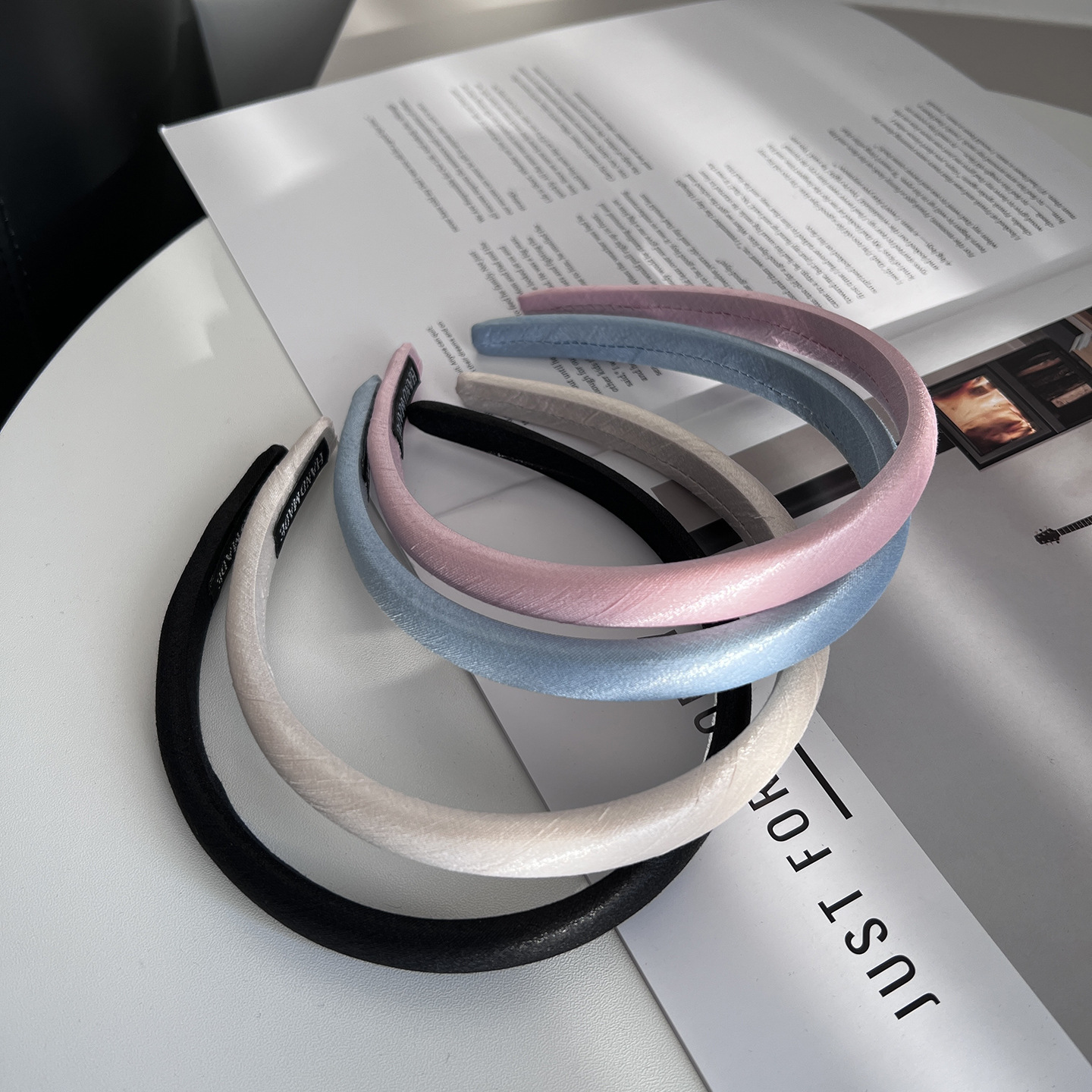 Exquisite Satin Headband For Women Solid Colour Minimalist Style_voghion.com