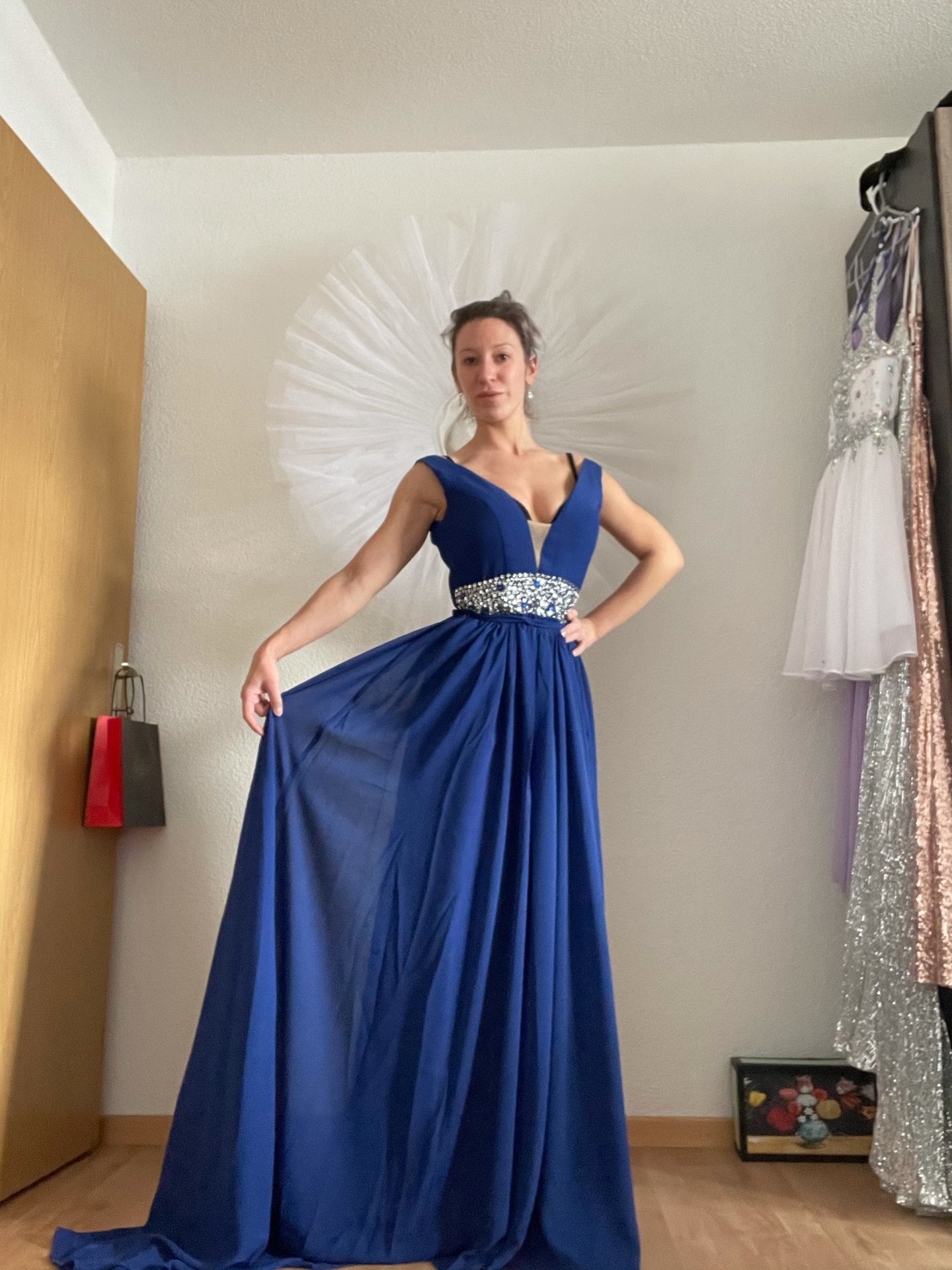 Europeo y americano Amazon AliExpress deseo vestido de noche de las mujeres gasa sin mangas cinturón con cuentas V-cuello adelgazante vestido de noche