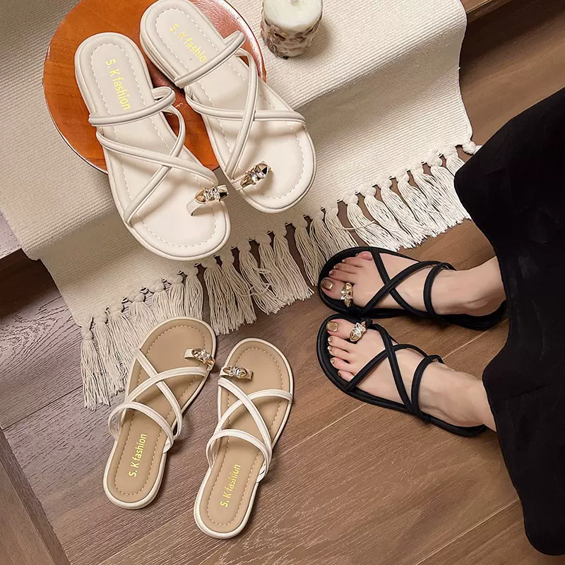 平底一字拖鞋仙女风配裙子2026夏季新款外穿韩版沙滩套趾凉鞋批发