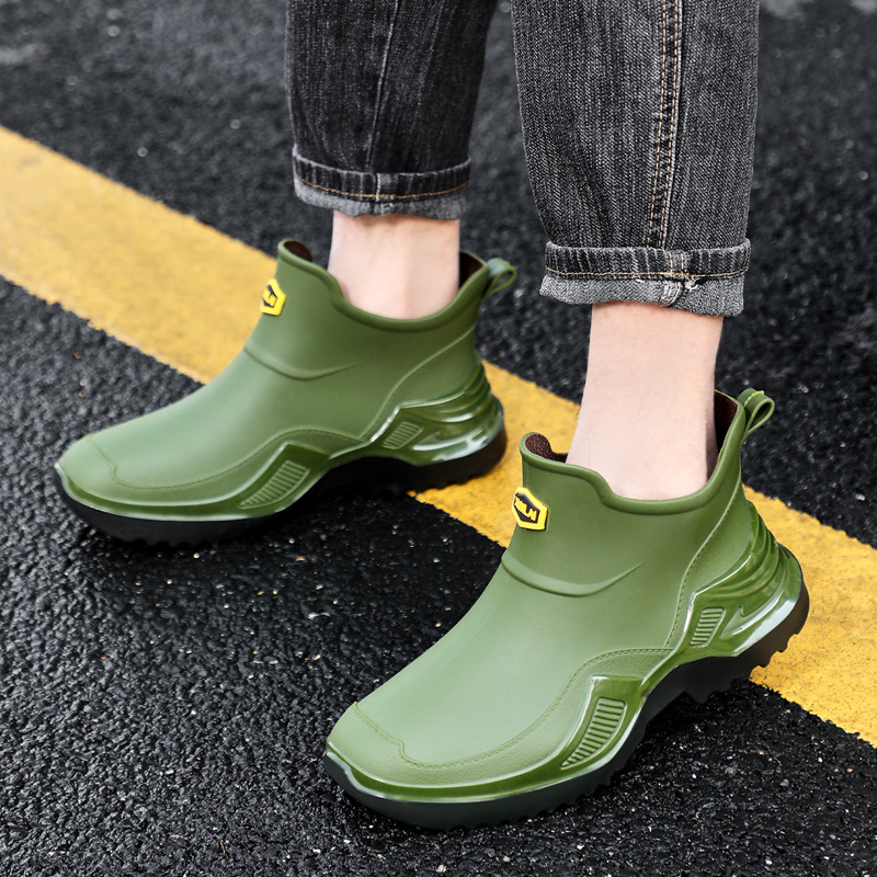 Military Green Trendy Cool Fashion Men's Short Rain Boots Sports Style Men's Waterproof Rubber Shoes Thickened Widened Non-Slip Men's Foreign Trade Rain Boots Military Green Trendy Cool Fashion Men's Short Rain Boots Sports Style Men's Waterproof Rubber Shoes Thickened Widened Non-Slip Men's Foreign Trade Rain Boots
