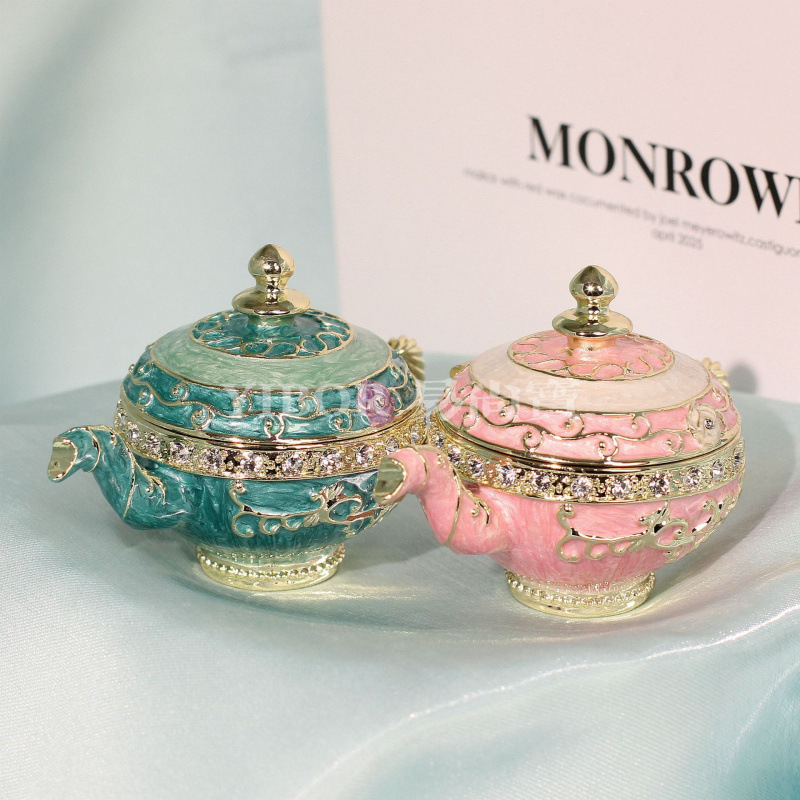 Caja de joyería de color de esmalte de metal Tetera creativa Decoración pequeña Retro chapado en oro Diamante Artesanía pintada a mano Regalo en stock