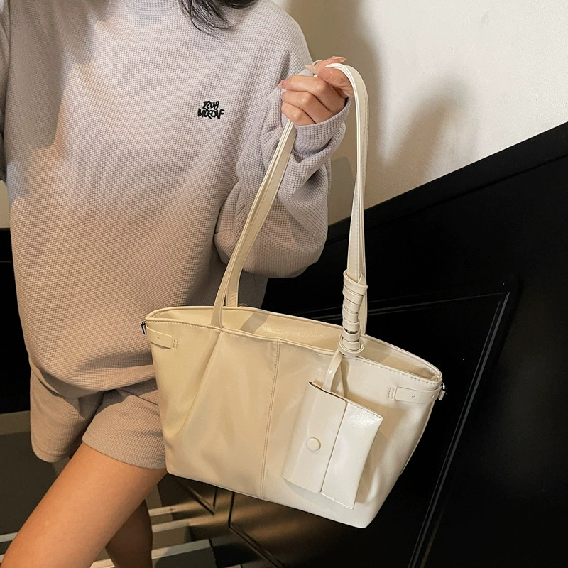 Capacious one-shoulder bag, shoulder bag, universal underarm bag