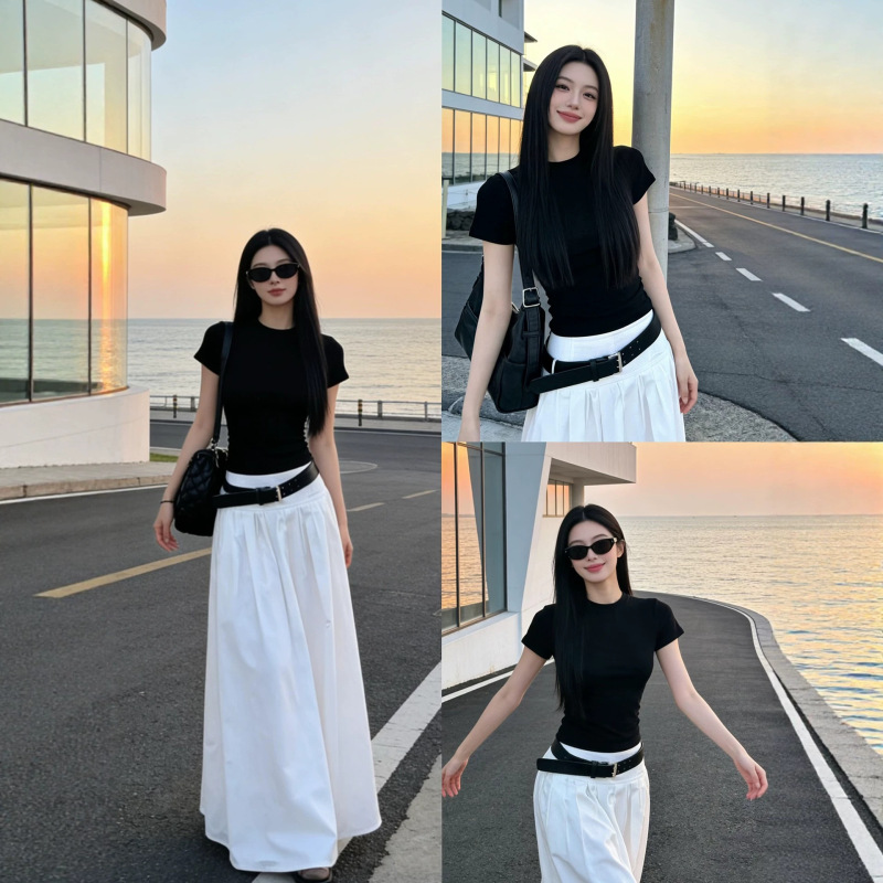 Korean-Style High-End and Elegant Outfit Set for Women, 2026 New Model, Black Top and Skirt Two-Piece Set Korean-Style High-End and Elegant Outfit Set for Women, 2026 New Model, Black Top and Skirt Two-Piece Set