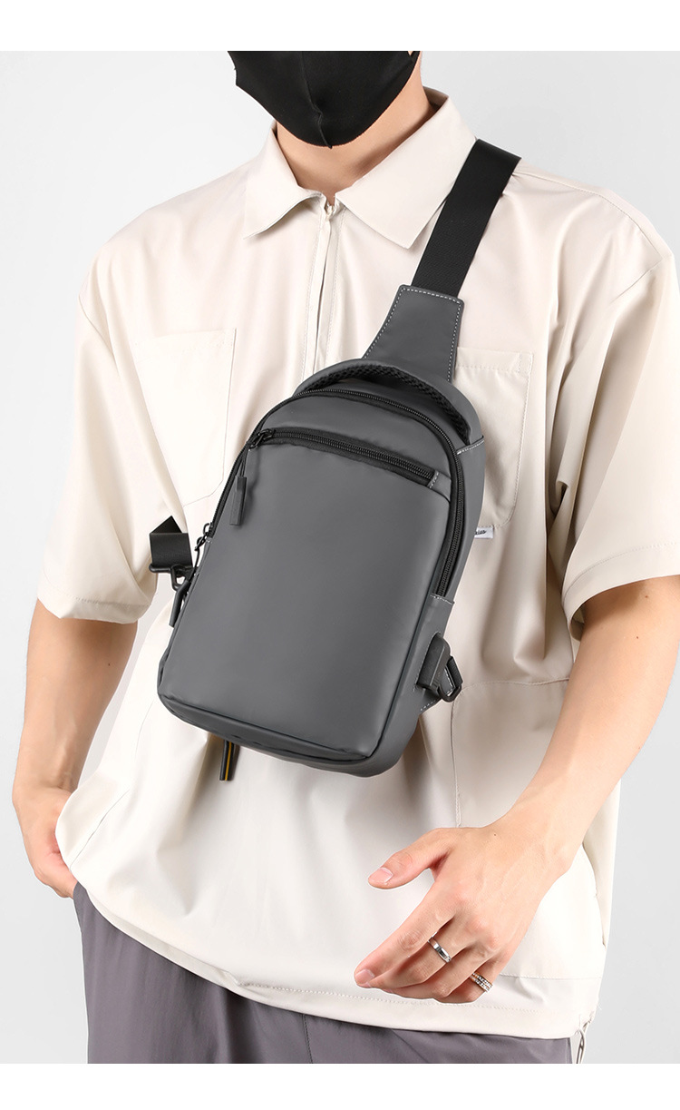 Sac poitrine homme bandoulière avec port usb sacoche pratique_voghion.com